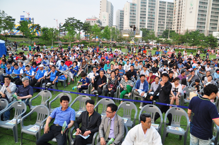 2013인파및전경050[2].JPG
